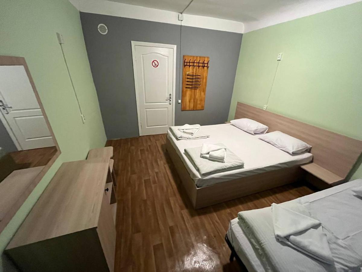 Fox Hostel Κίεβο Εξωτερικό φωτογραφία