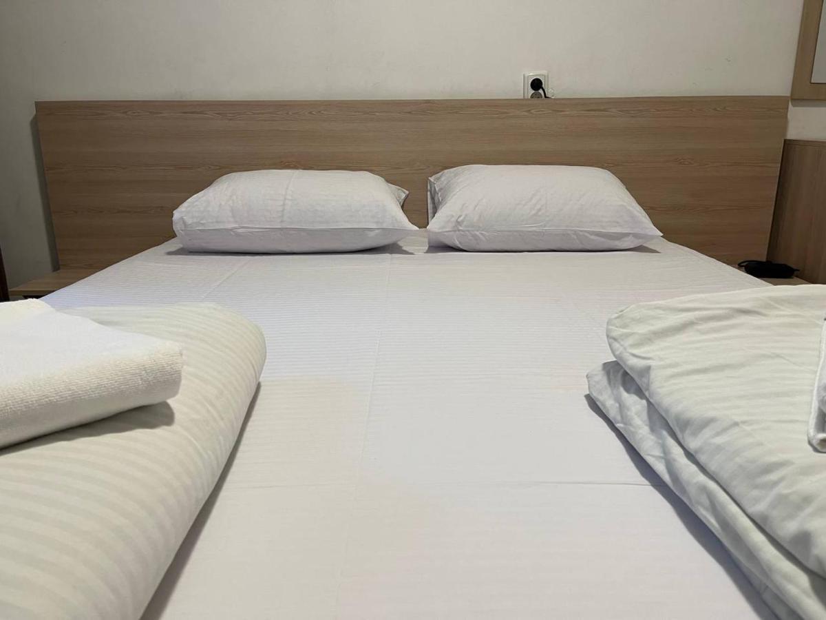 Fox Hostel Κίεβο Εξωτερικό φωτογραφία